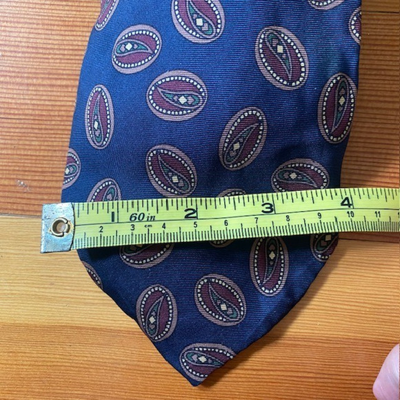 Made for Puckett's Of Course Silk Mens Neck Tie 4 x 60 in - Picture 4 of 4